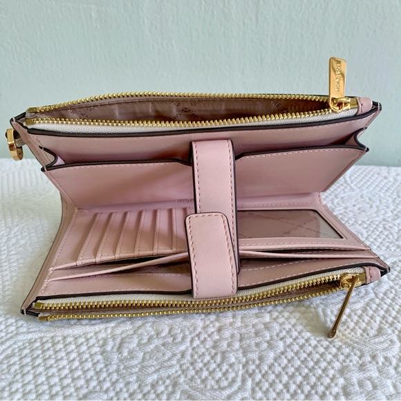 Michael Kors Jet Set Travel Double Zip Wallet - Picture 6 of 12